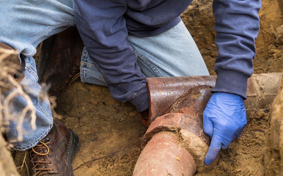comment déboucher une canalisation Coubron